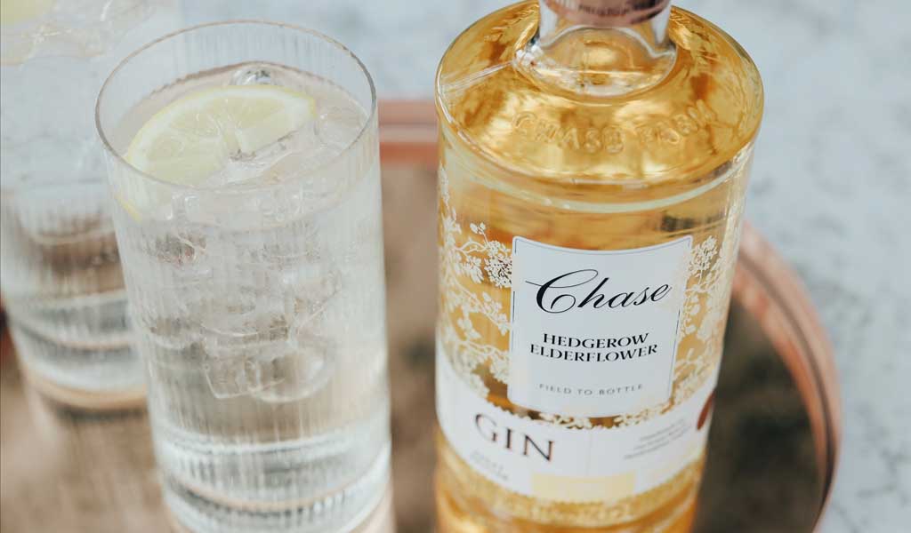 Chase Hedgerow Elderflower Gin and Soda
