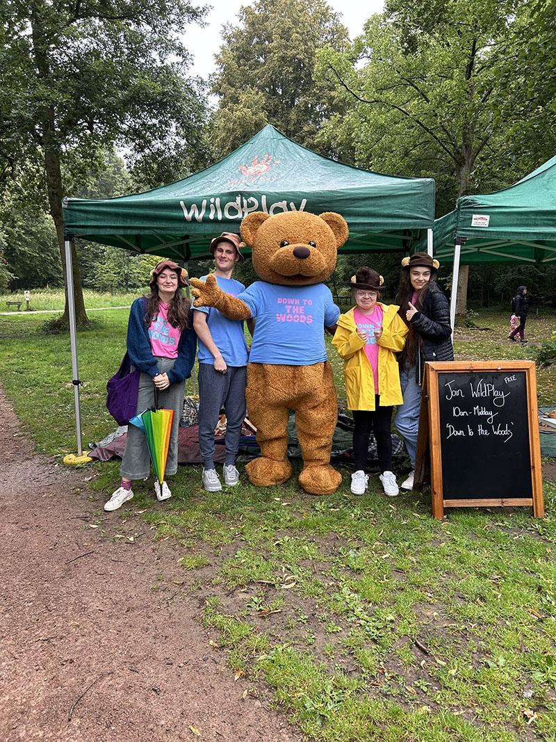 Cast And Cookie At Wildplay Queenswood