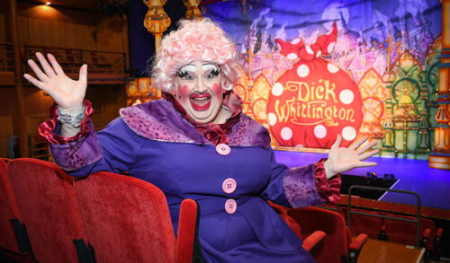 Dion Davies Dick Whittington At The Courtyard Theatre  X