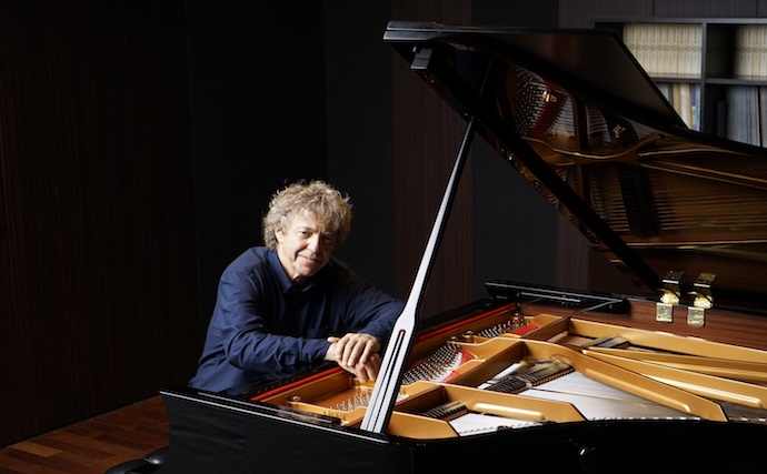 Image The Celebrated French Pianist Pascal Rogé Comes To Hellens
